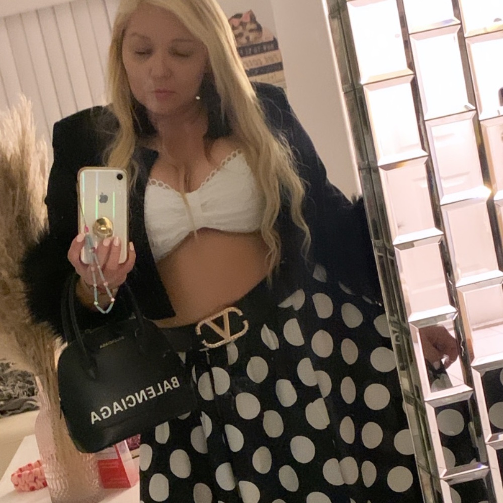 Meet your Posher, Paola